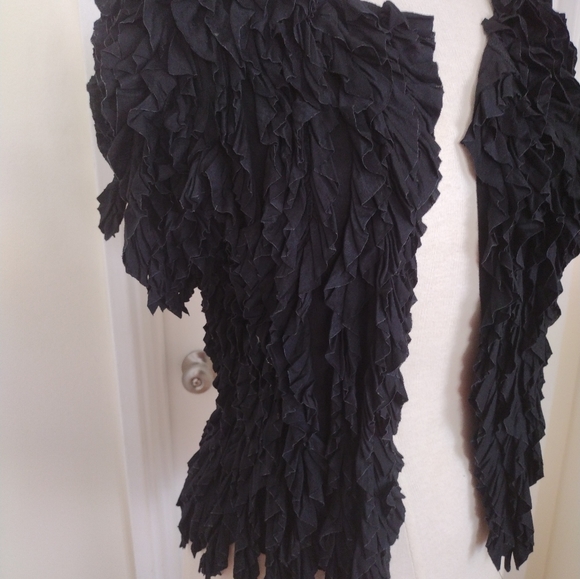 Sweater - Picture 3 of 5